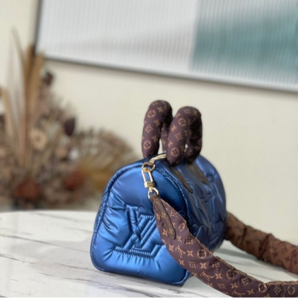 <AUTHENTIC>Louis Vuitton bag - image 6